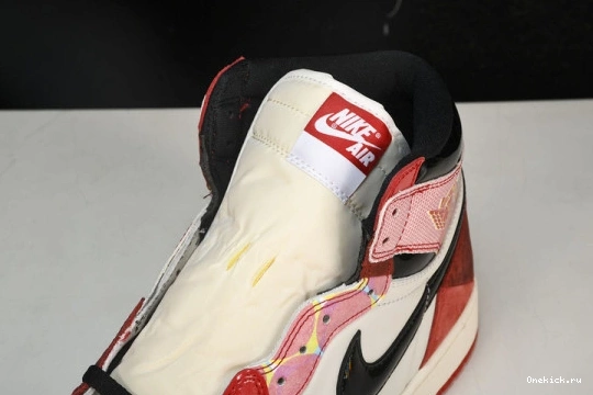 the Jordan Across DV1748-601 High OG Retro Spider-Verse 110 1 StreetReady Spider-Man 0520